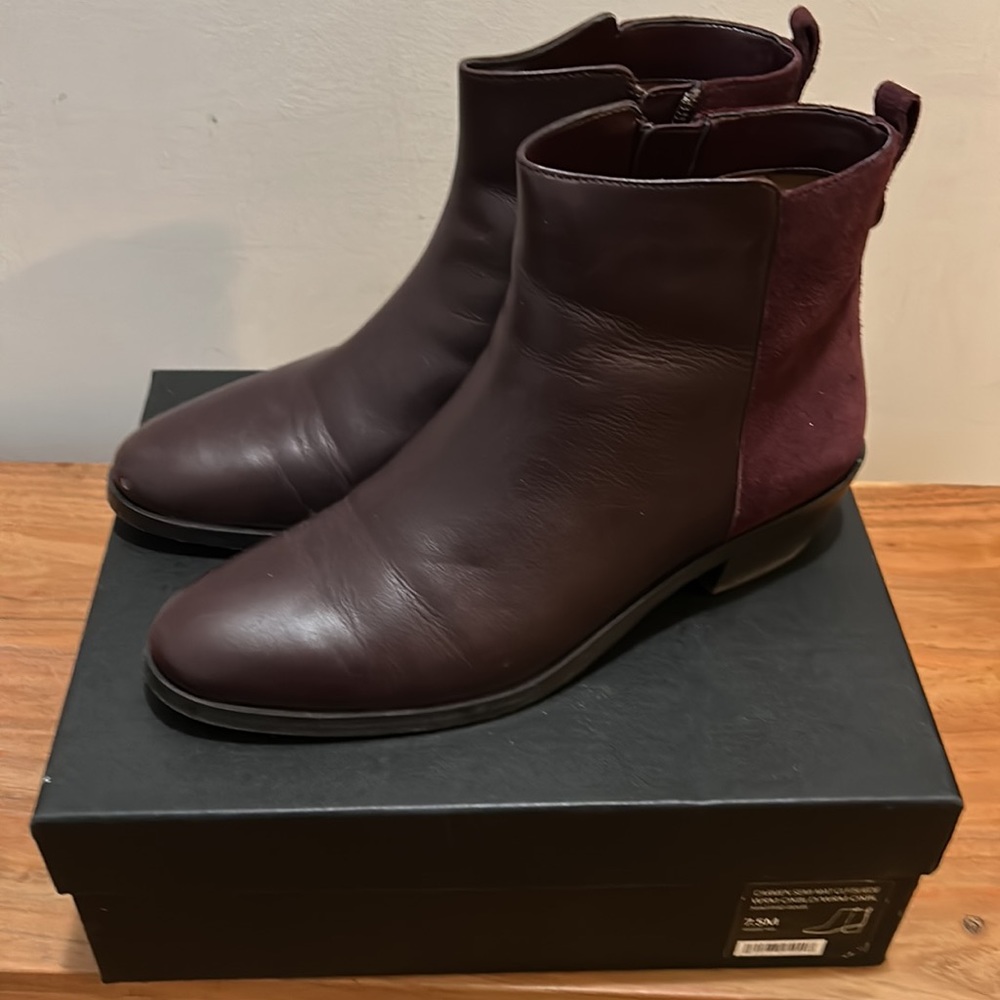 Coach Boot - Picture 2 of 7